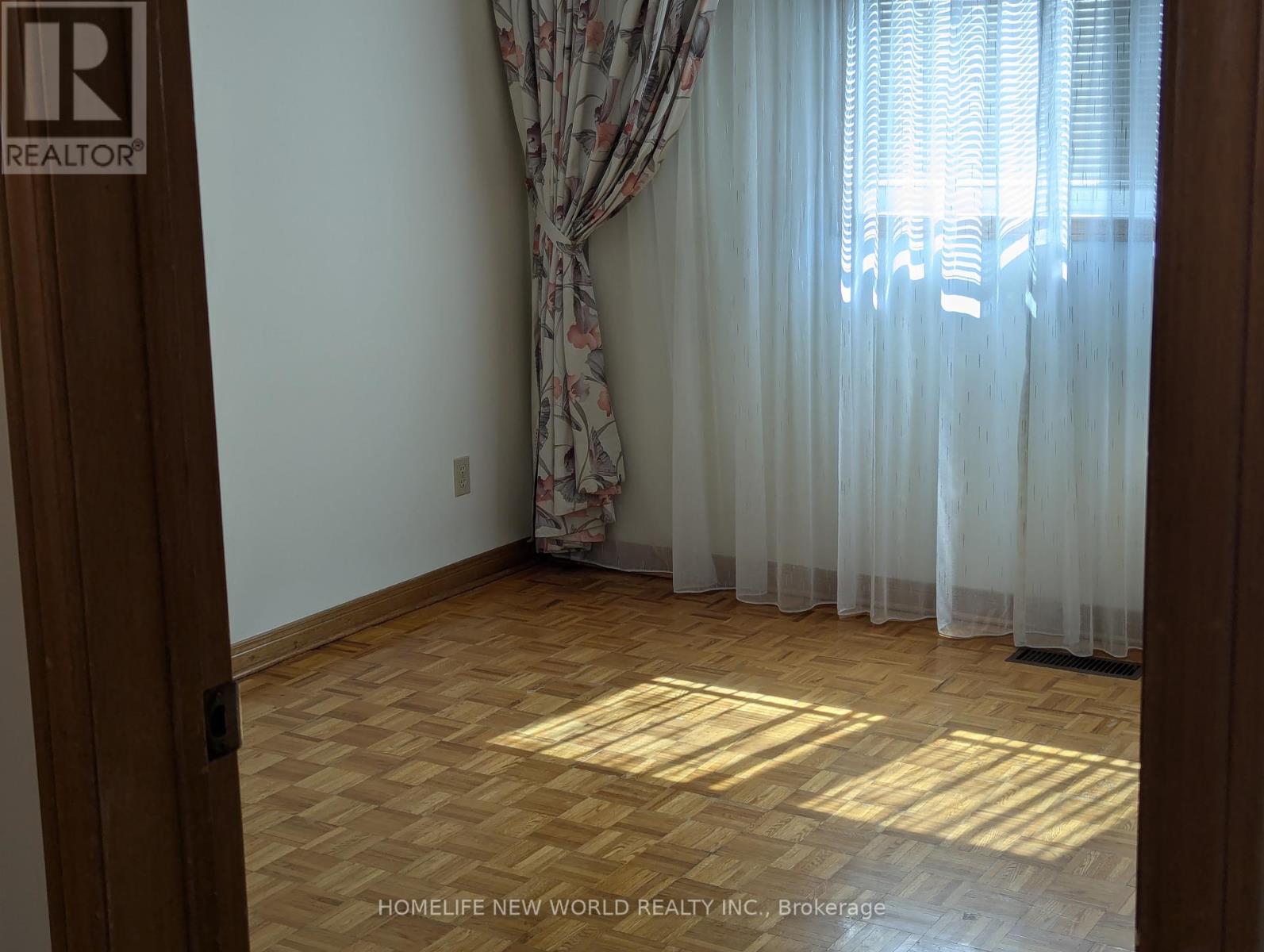 65 Lambeth Square, Toronto, Ontario  M1W 3B3 - Photo 17 - E12401106