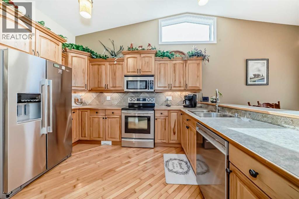 Property at 71 Adams Close image 5