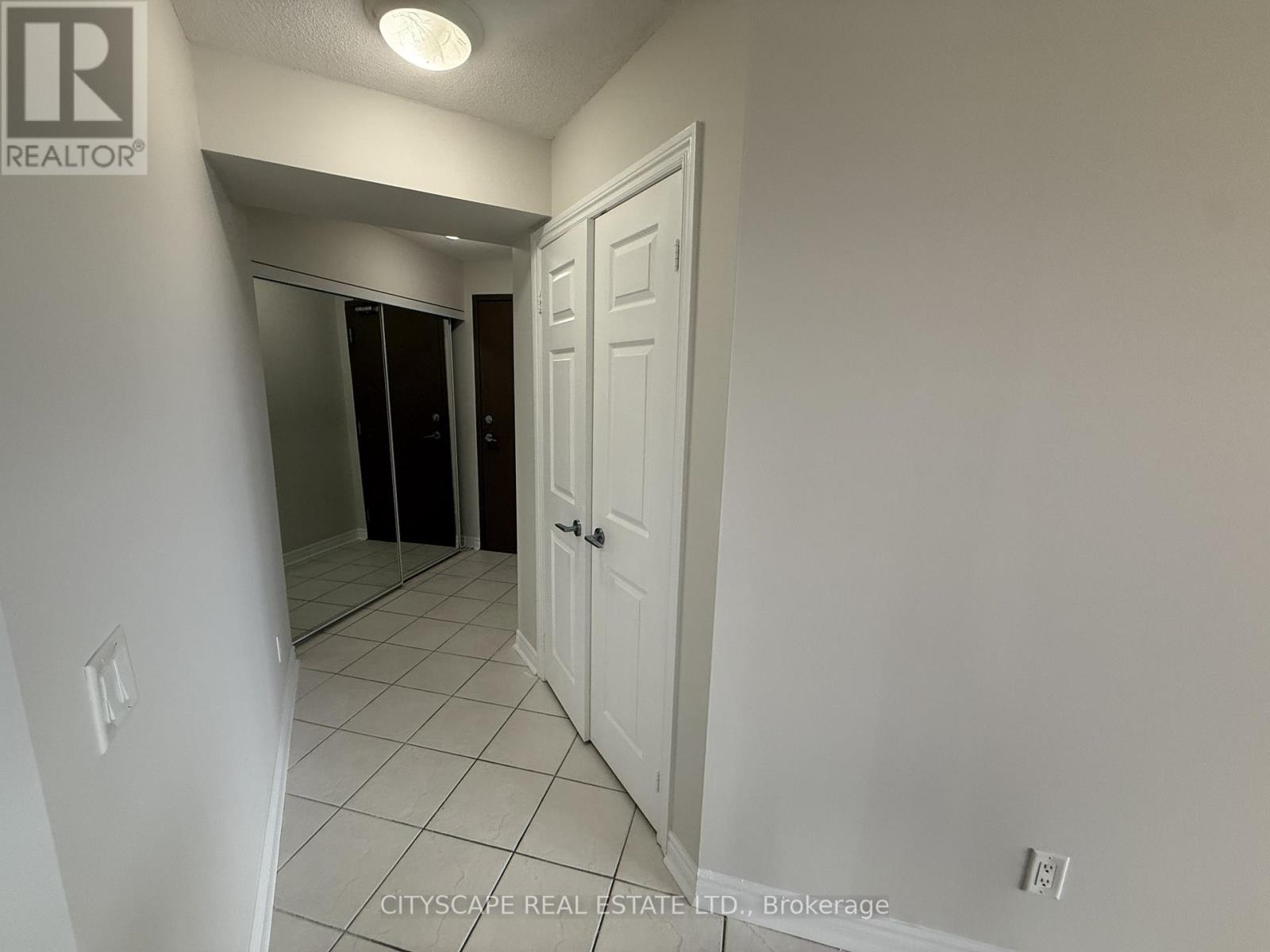 Unknown Address, ,     - Photo 9 - W12396489