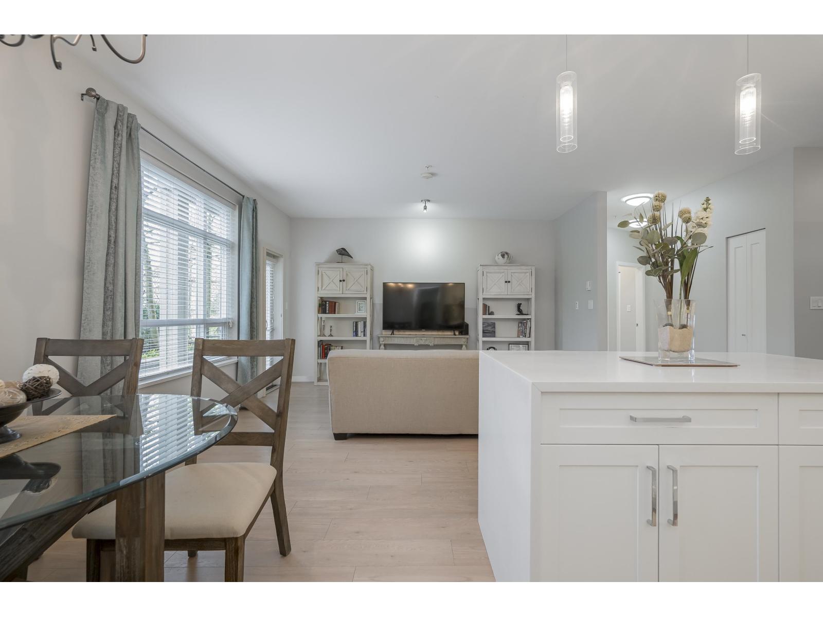 D109 20211 66 Avenue, Langley, British Columbia V2Y 0L4 - Photo 5 - R3045777