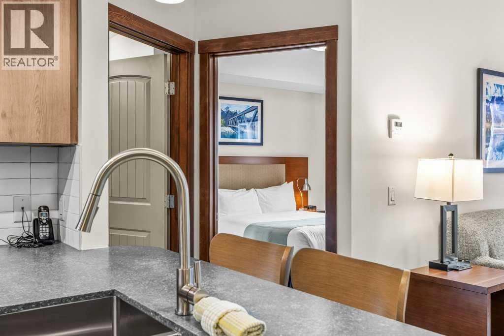 231, 190 Kananaskis Way, Canmore, Alberta  T1W 3K5 - Photo 4 - A2254478