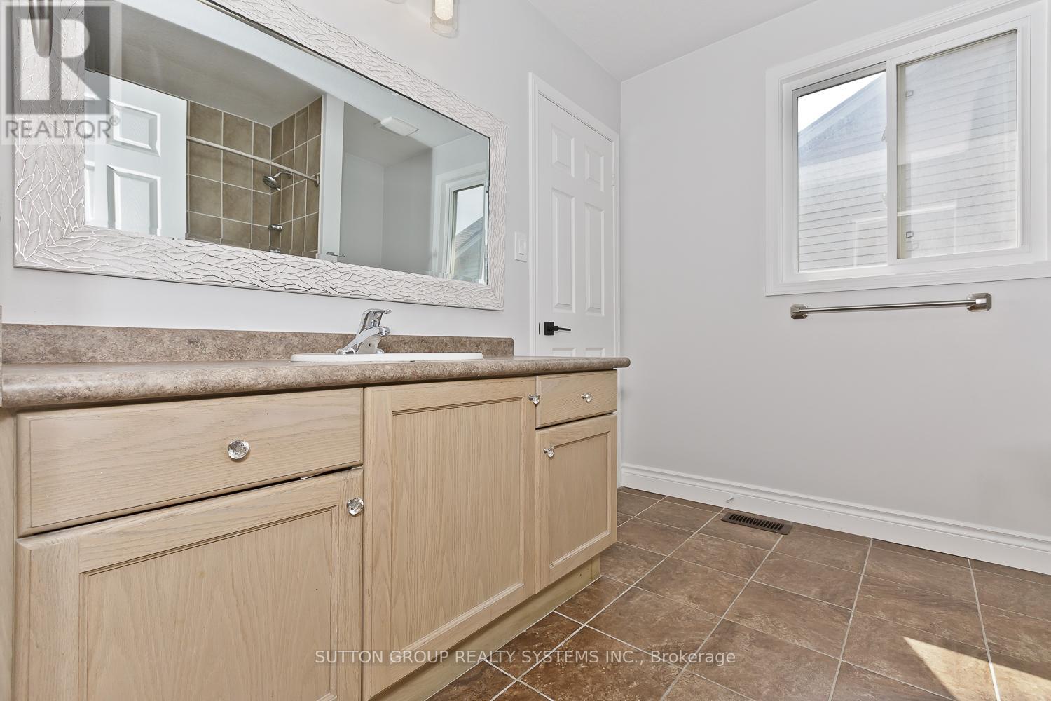 191 Mcguiness Drive, Brantford, Ontario  N3T 0B5 - Photo 28 - X12402177