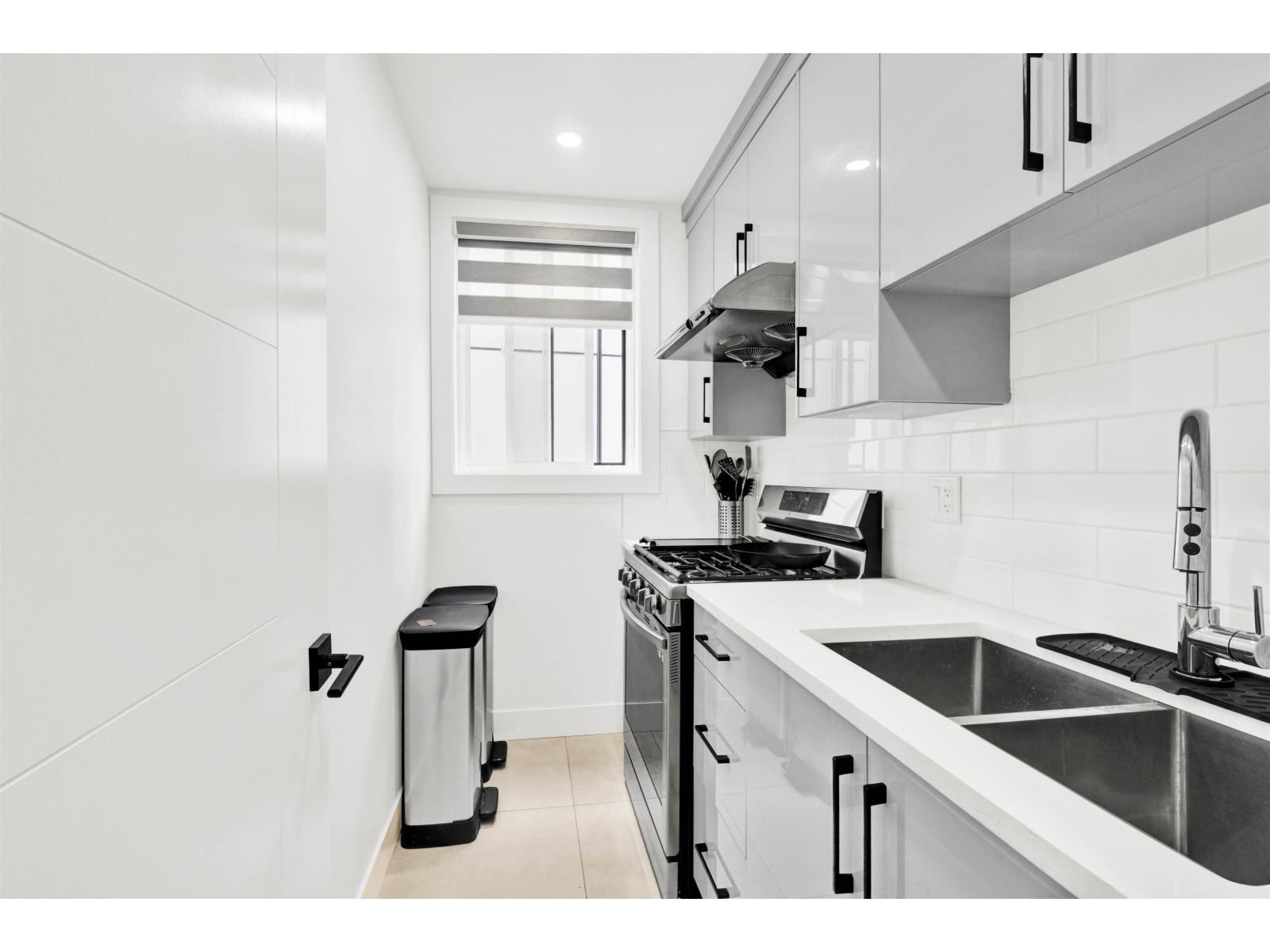 36665 Carl Creek Crescent, Abbotsford, British Columbia  V3G 0H4 - Photo 5 - R3039264