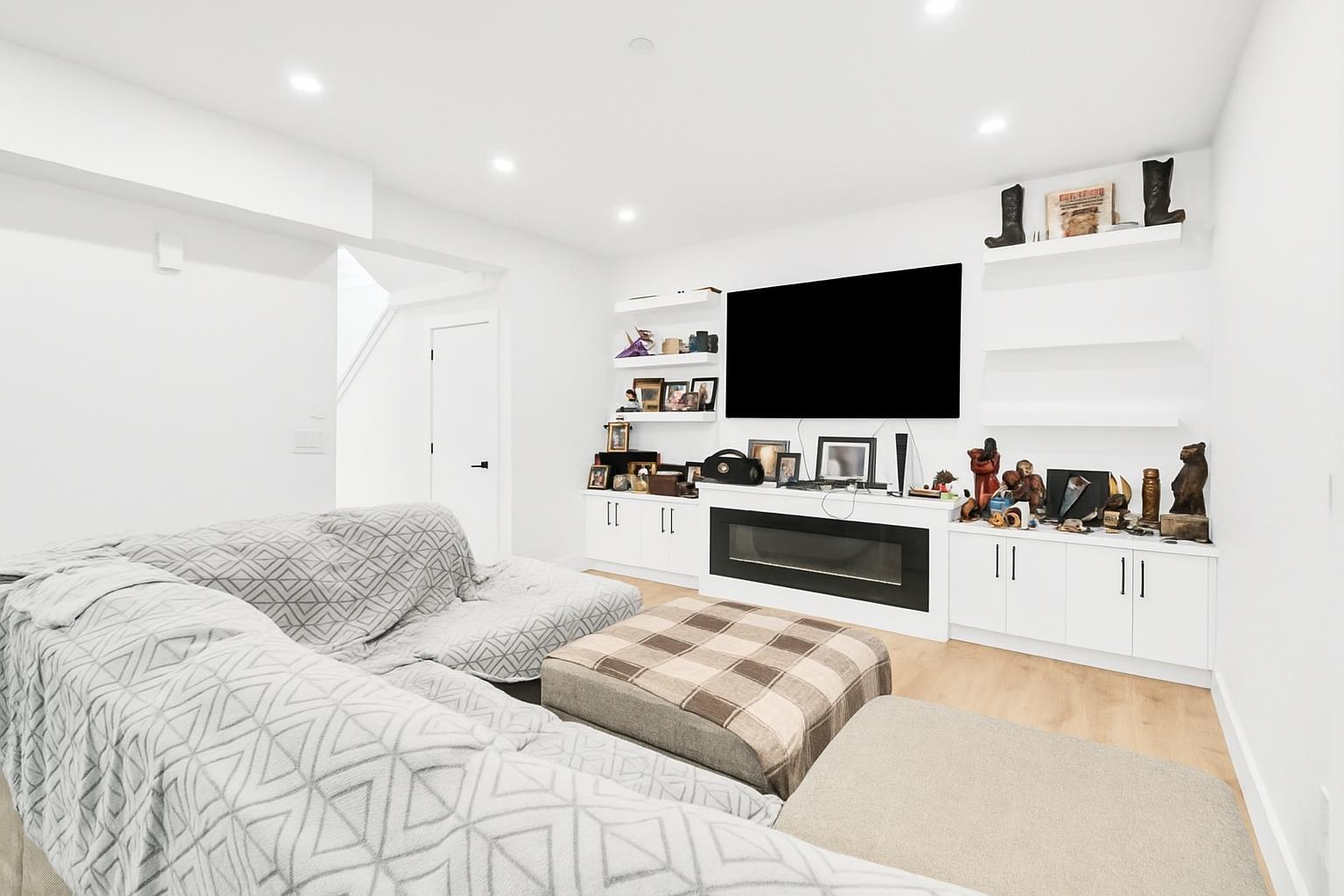 36665 Carl Creek Crescent, Abbotsford, British Columbia  V3G 0H4 - Photo 7 - R3039264