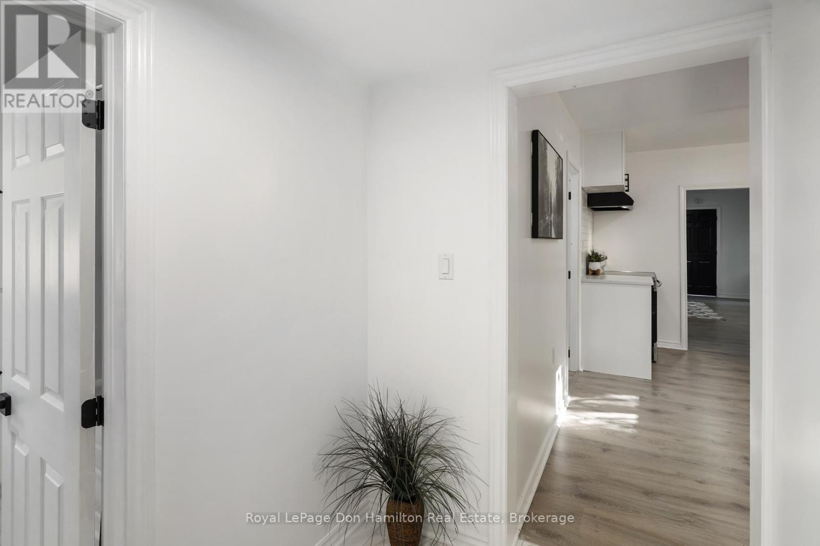 3792 Glendale Avenue, Fort Erie, Ontario  L0S 1B0 - Photo 17 - X12402214