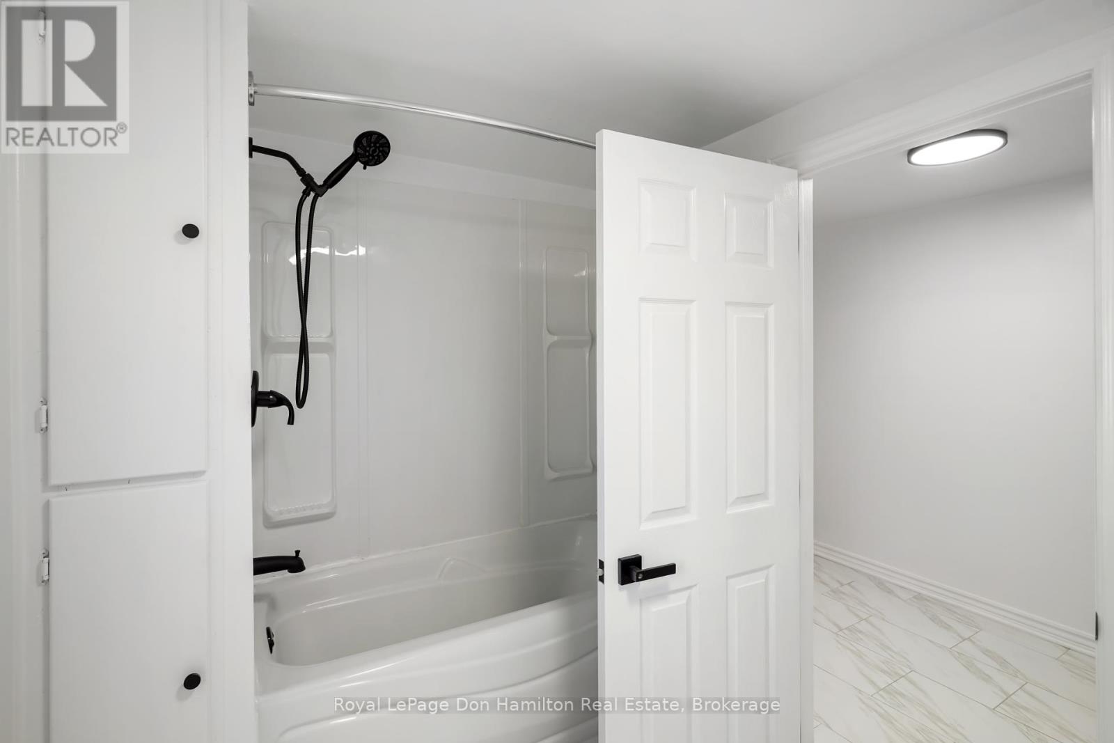 3792 Glendale Avenue, Fort Erie, Ontario  L0S 1B0 - Photo 29 - X12402214