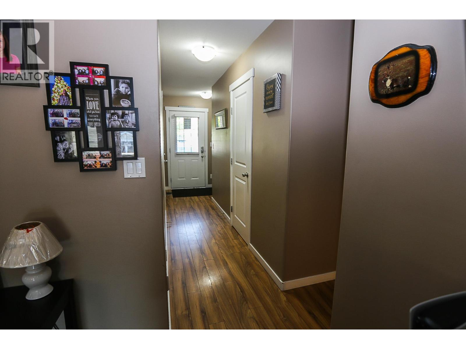 930 Stagecoach Drive Unit# 17, Kamloops, British Columbia  V2B 0A9 - Photo 2 - 10351453