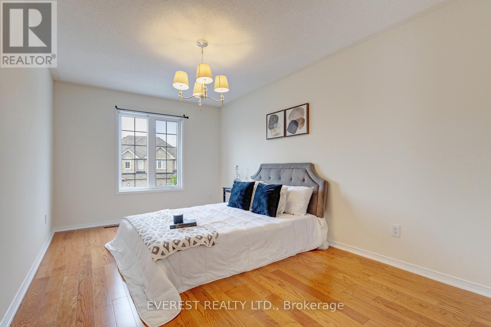 5172 Nestling Grove, Mississauga, Ontario  L5M 0L2 - Photo 23 - W12402211