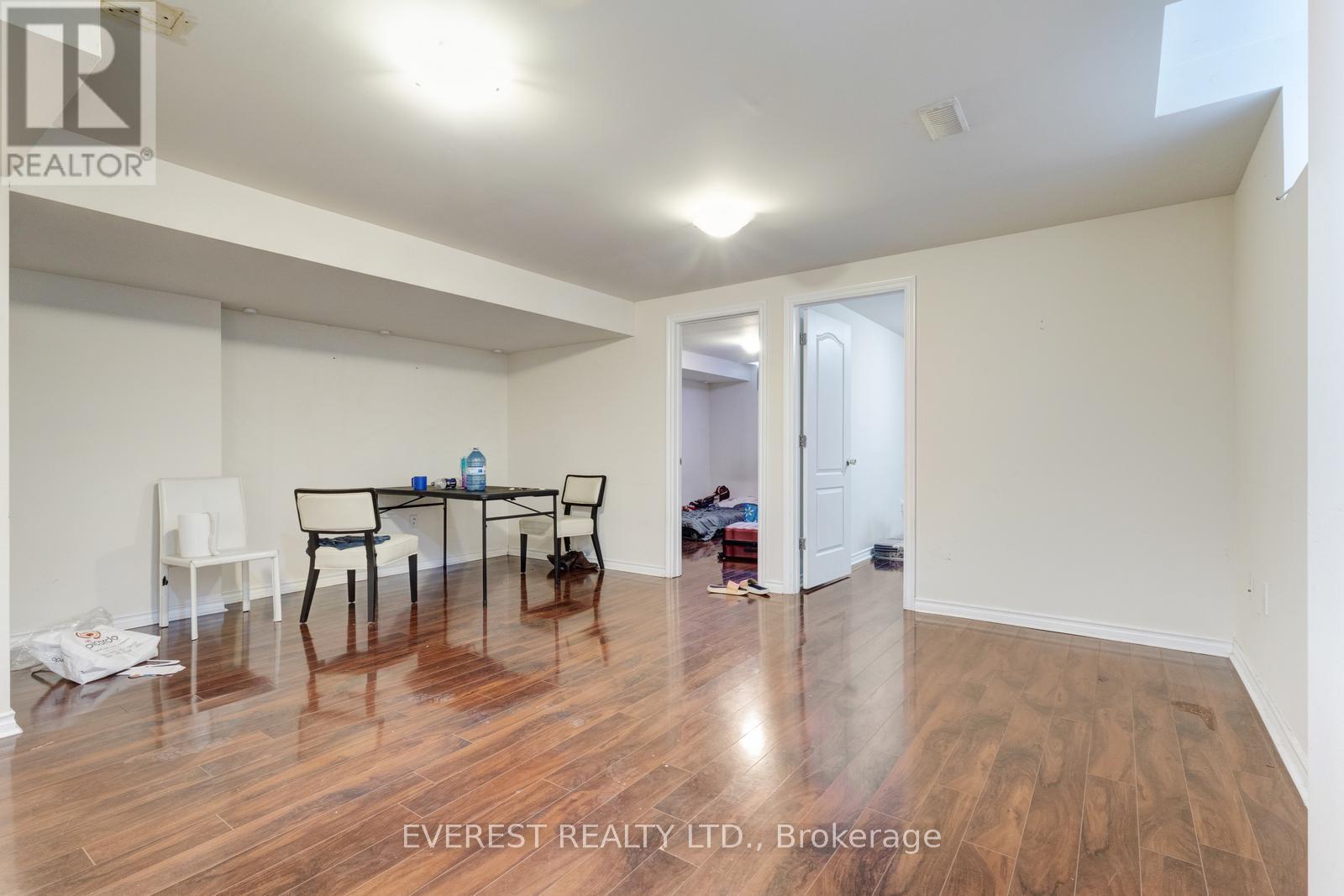 5172 Nestling Grove, Mississauga, Ontario  L5M 0L2 - Photo 31 - W12402211