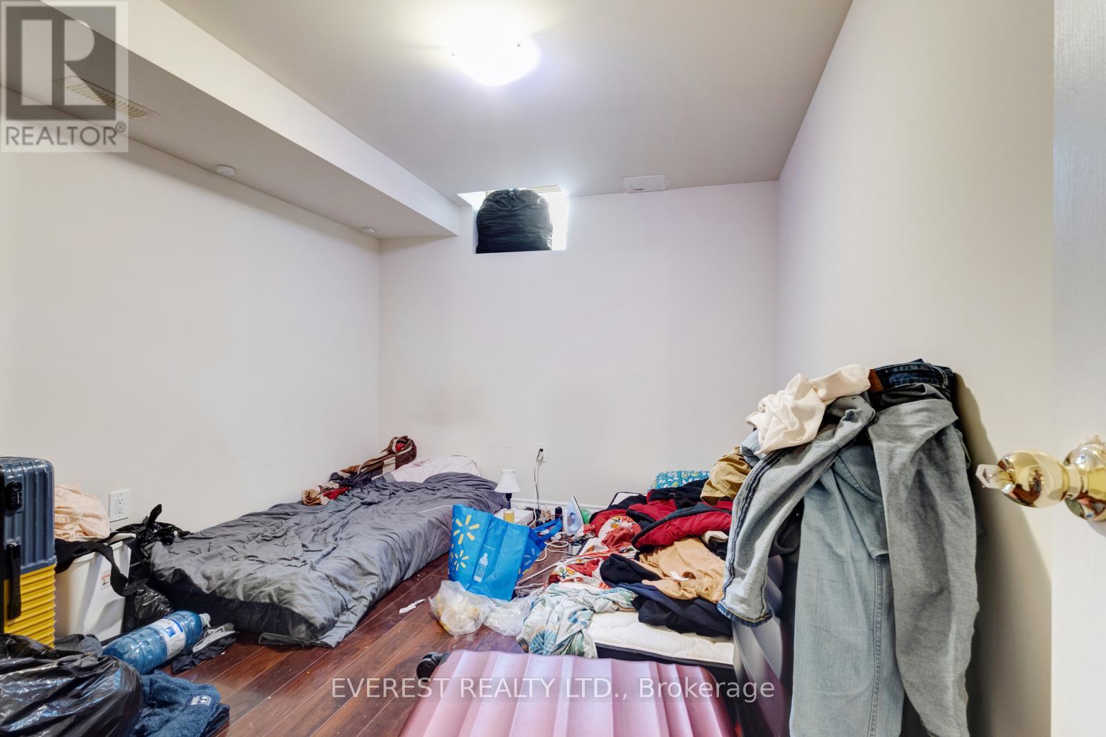 5172 Nestling Grove, Mississauga, Ontario  L5M 0L2 - Photo 34 - W12402211