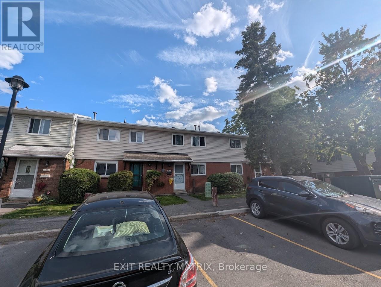 B - 1468 Heatherington Road, Ottawa, Ontario  K1V 6S1 - Photo 5 - X12402249