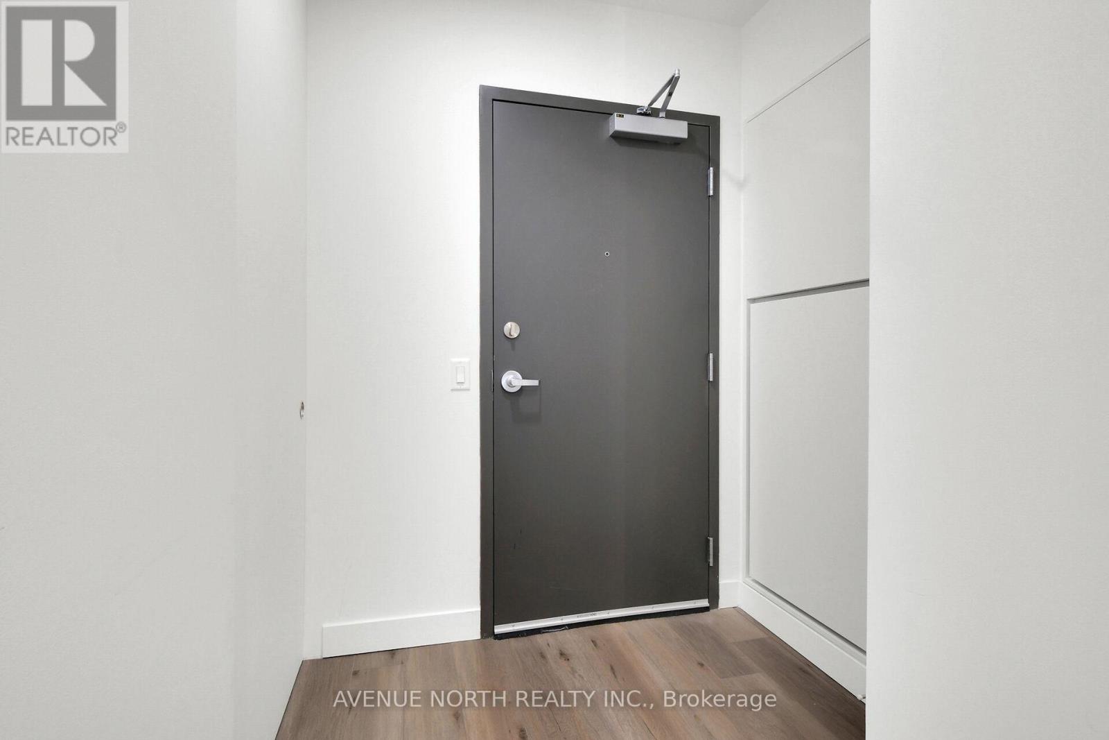 717 - 10 James Street, Ottawa, Ontario  K2P 1T2 - Photo 3 - X12402266