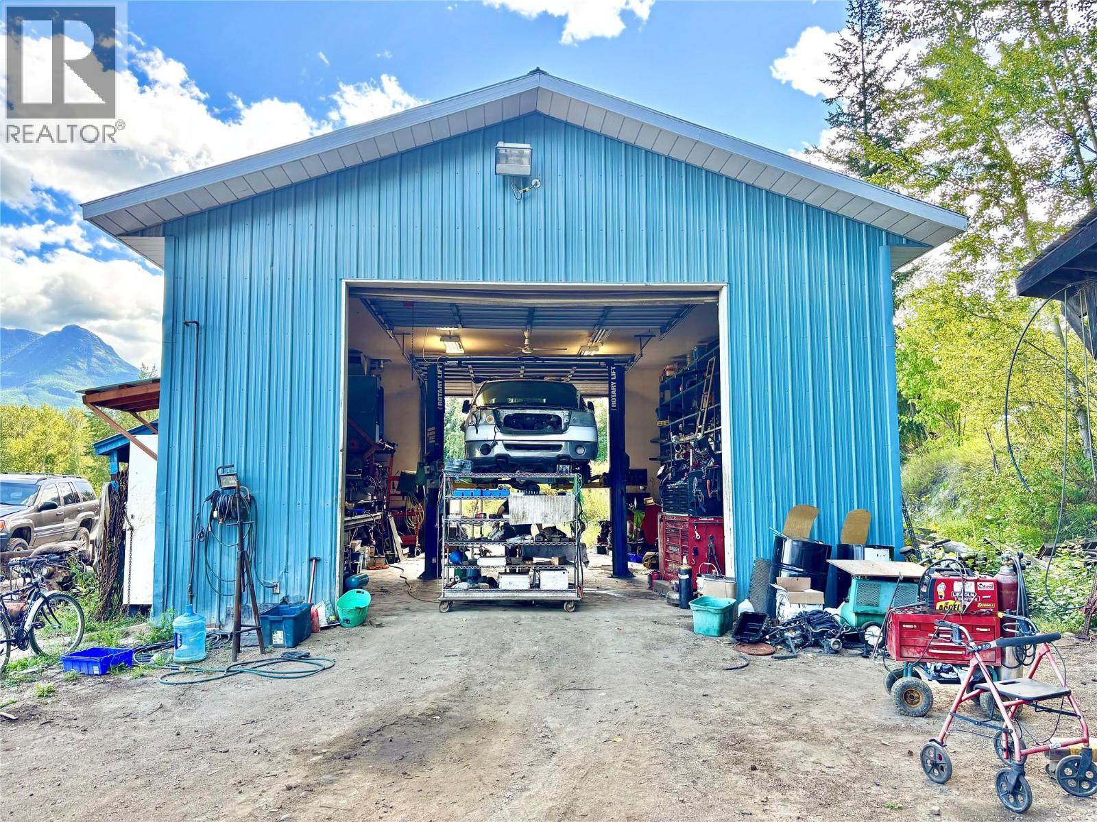 4751 5th Avenue Sw, Salmon Arm, British Columbia  V1E 2Y9 - Photo 19 - 10359615