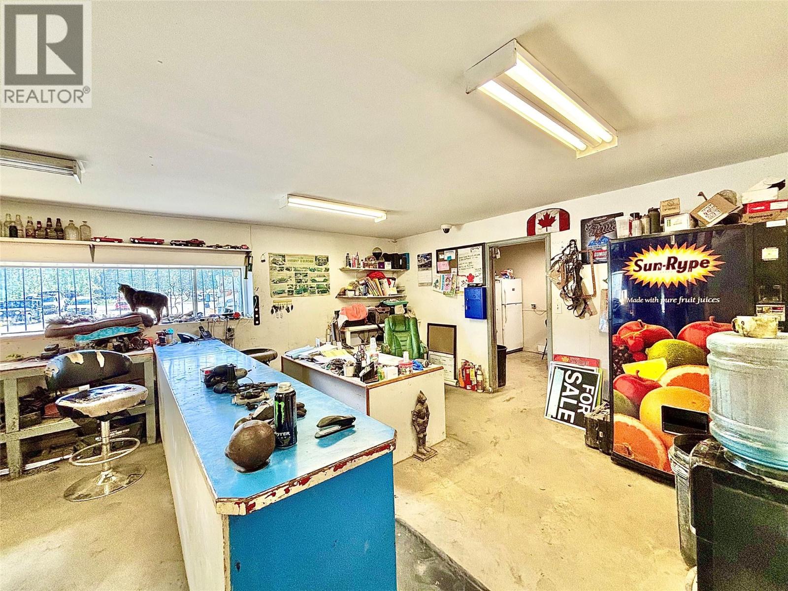 4751 5th Avenue Sw, Salmon Arm, British Columbia  V1E 2Y9 - Photo 16 - 10359615