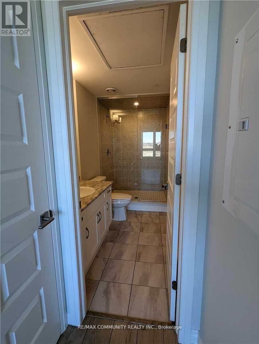413 - 58 Adam Sellers Street E, Markham, Ontario  L6B 1P5 - Photo 8 - N12402267