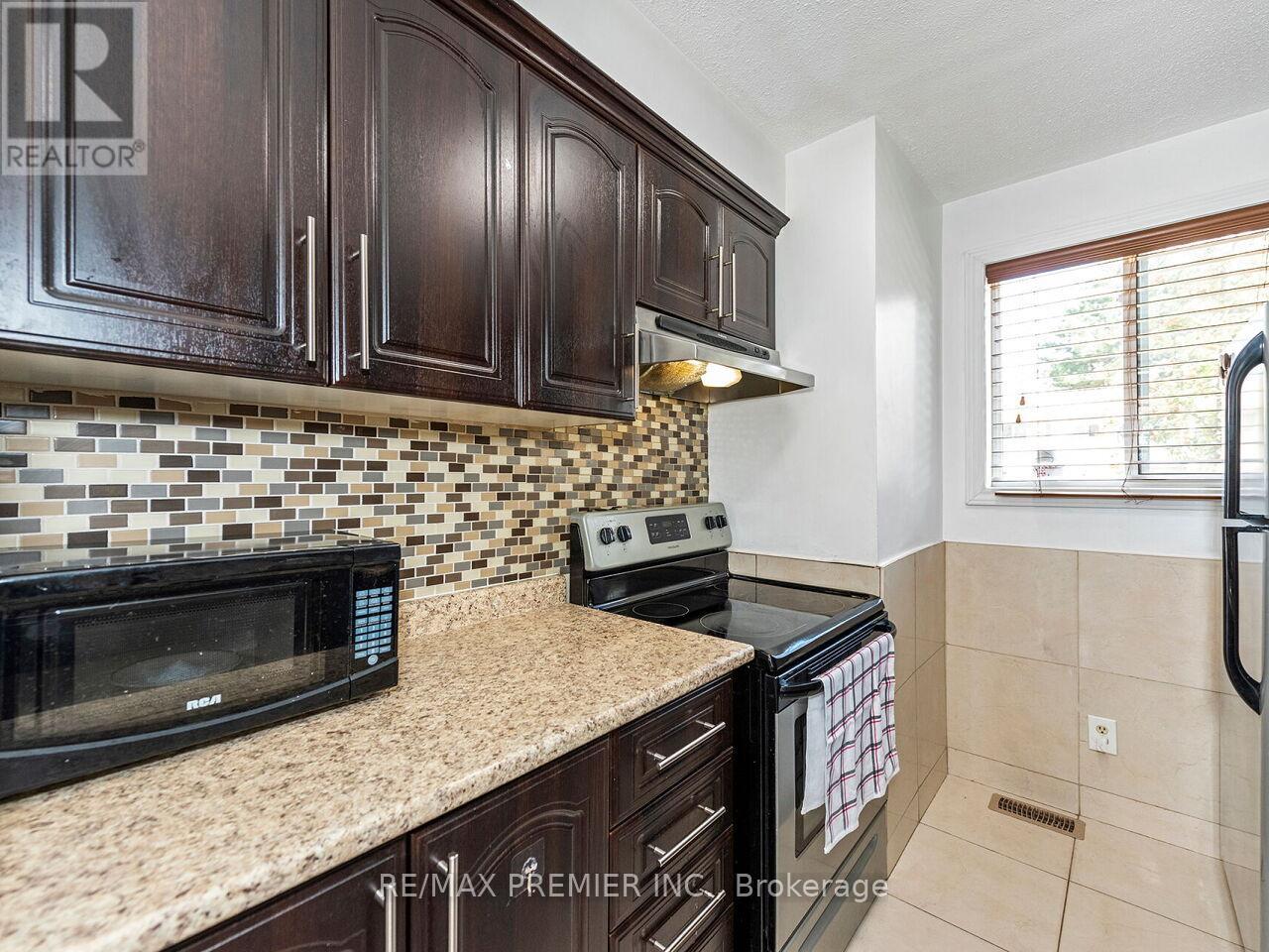 120 - 31 Greengate Road, Guelph (Junction/onward Willow), Ontario  N1H 6R3 - Photo 18 - X12402252