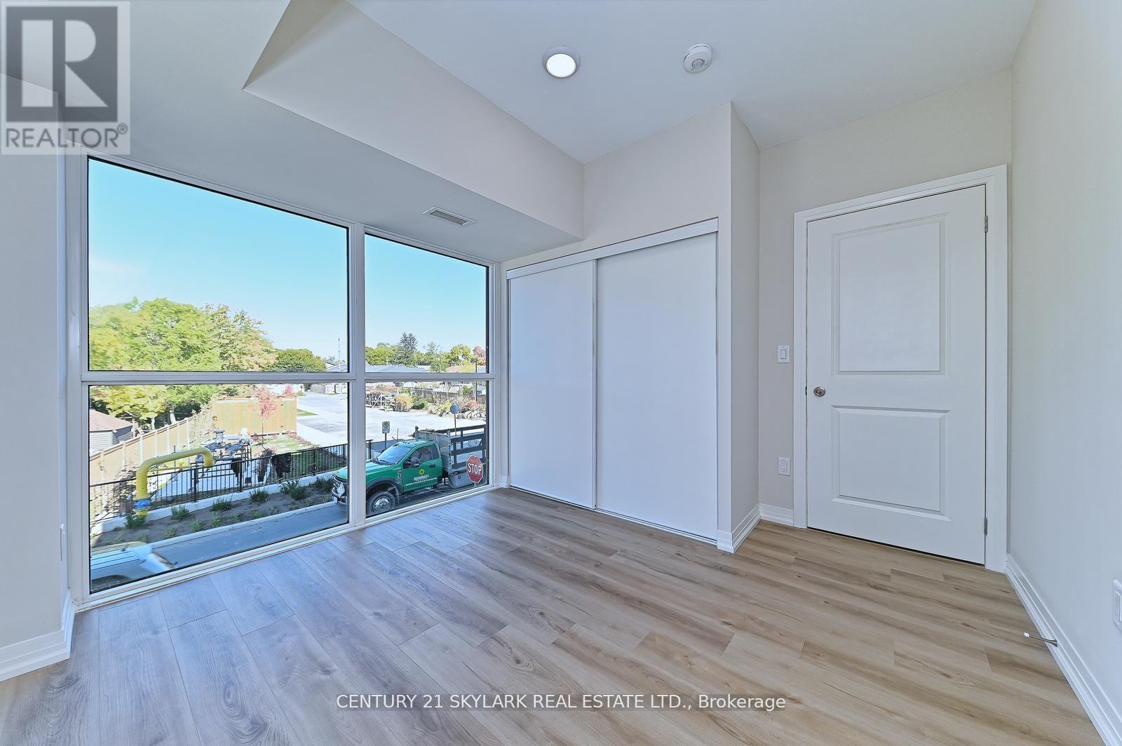 216 - 50 Herrick Ave Avenue N, St. Catharines, Ontario  L2P 2W7 - Photo 28 - X12402257