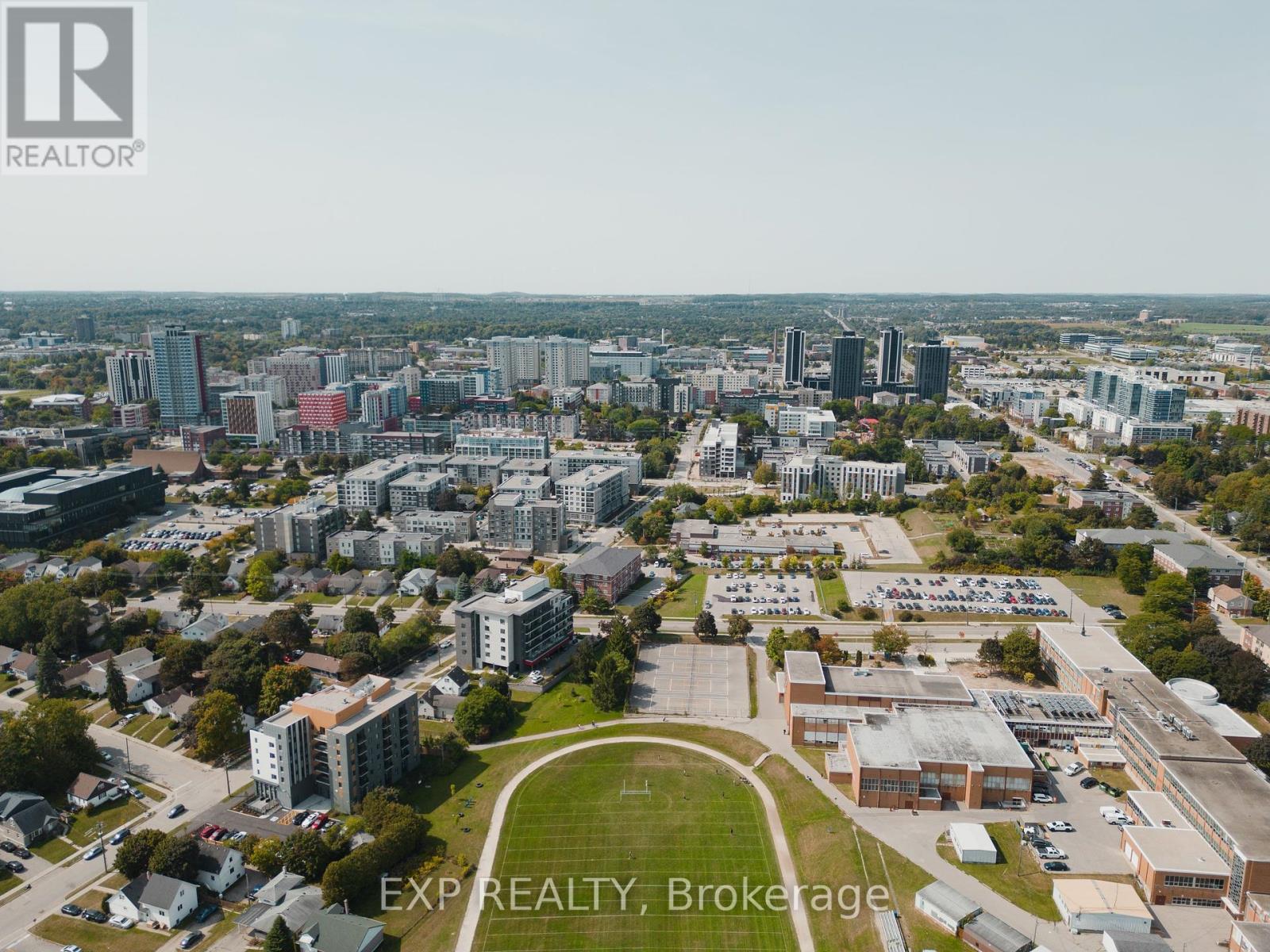H302 - 62 Balsam Street, Waterloo, Ontario  N2L 3H2 - Photo 3 - X12402268