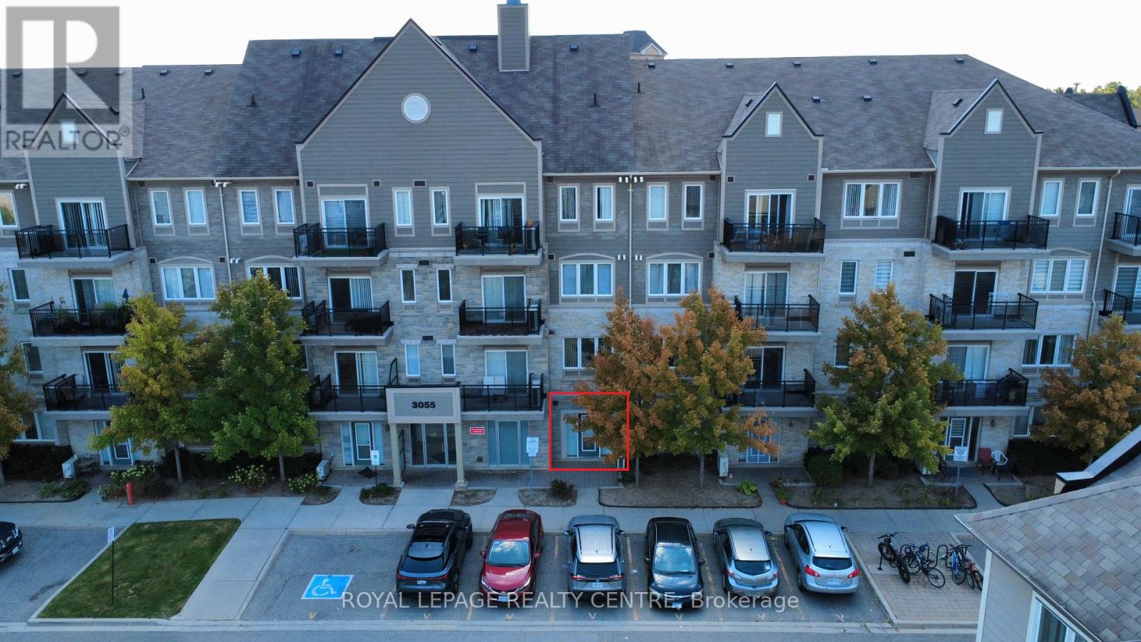 113 - 3055 Thomas Street, Mississauga, Ontario  L5M 0M4 - Photo 3 - W12402205