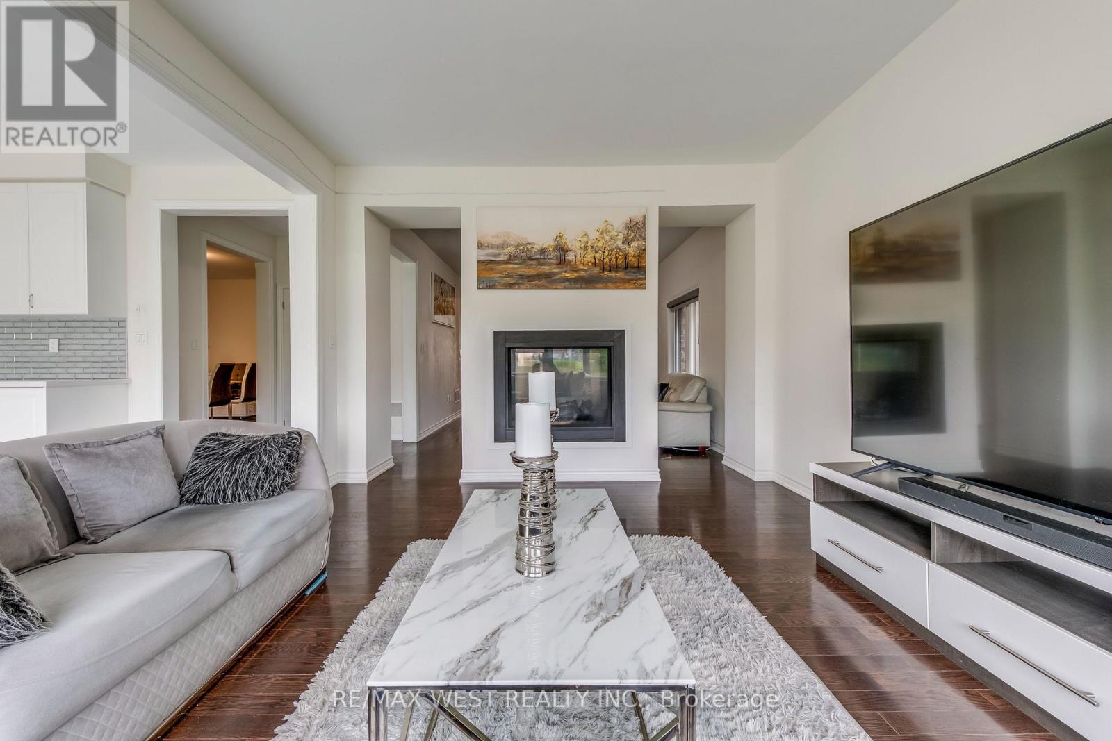 286 Danny Wheeler Boulevard, Georgina, Ontario  L4P 0J9 - Photo 14 - N12402278