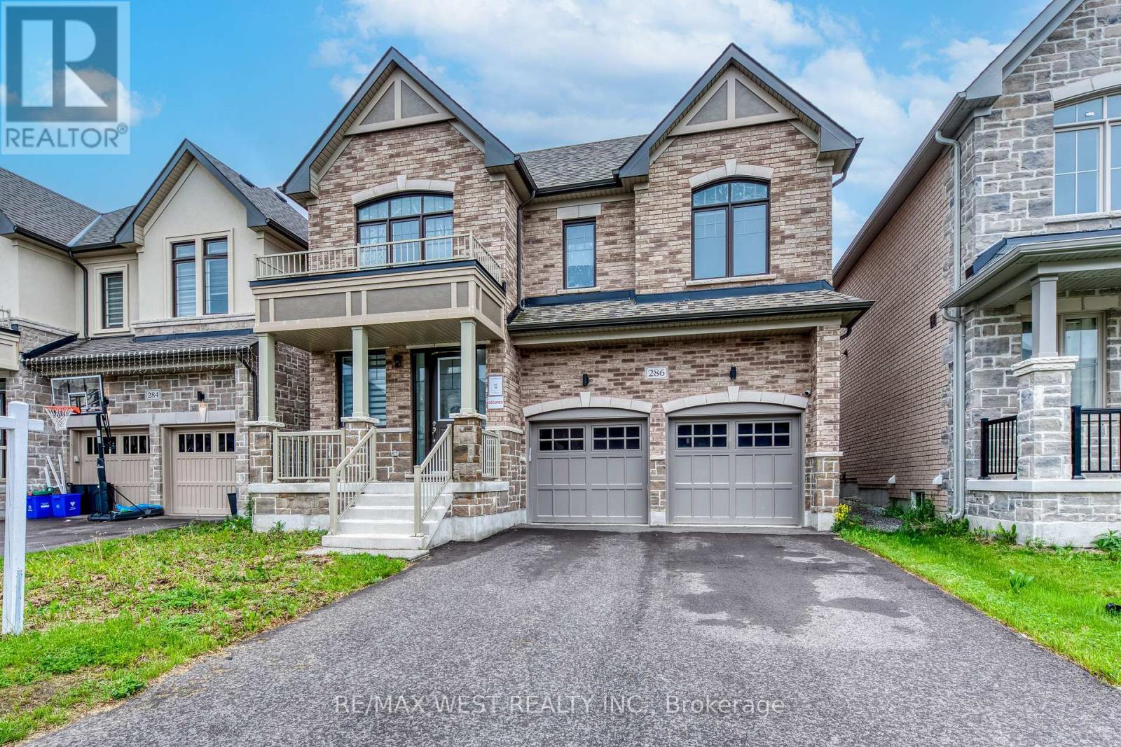 286 Danny Wheeler Boulevard, Georgina, Ontario  L4P 0J9 - Photo 2 - N12402278