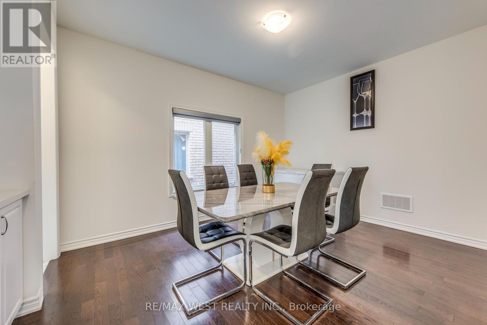 286 Danny Wheeler Boulevard, Georgina, Ontario  L4P 0J9 - Photo 26 - N12402278