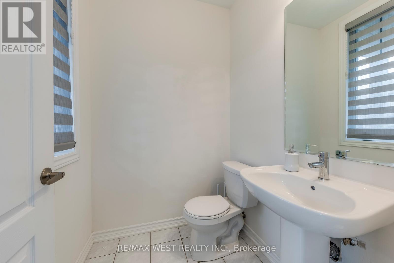 286 Danny Wheeler Boulevard, Georgina, Ontario  L4P 0J9 - Photo 29 - N12402278