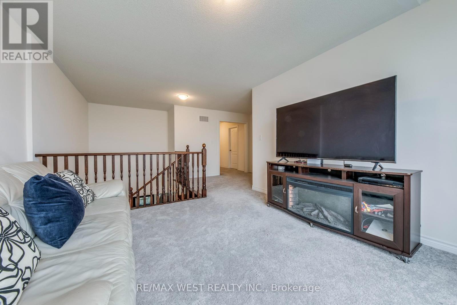 286 Danny Wheeler Boulevard, Georgina, Ontario  L4P 0J9 - Photo 33 - N12402278