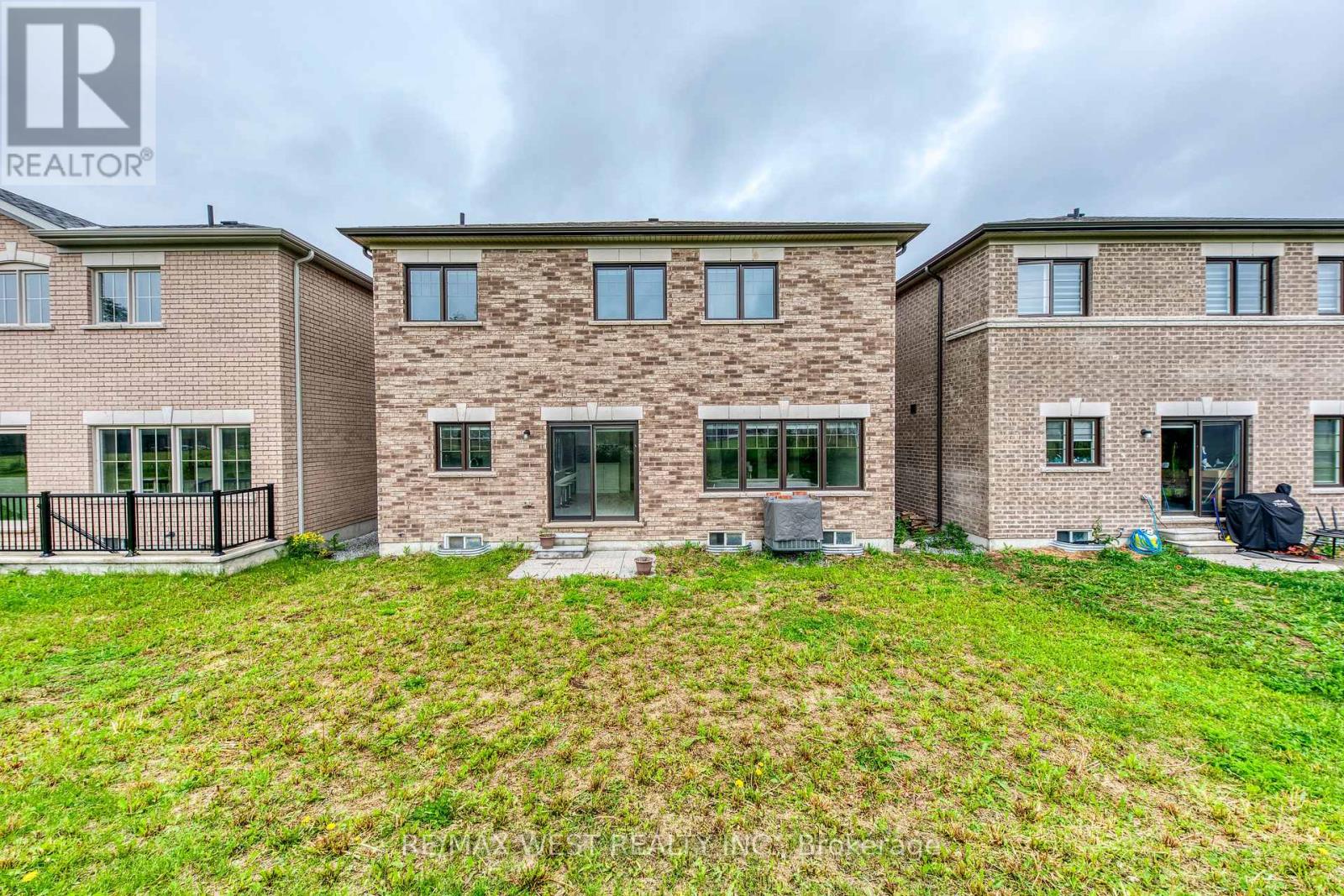 286 Danny Wheeler Boulevard, Georgina, Ontario  L4P 0J9 - Photo 44 - N12402278