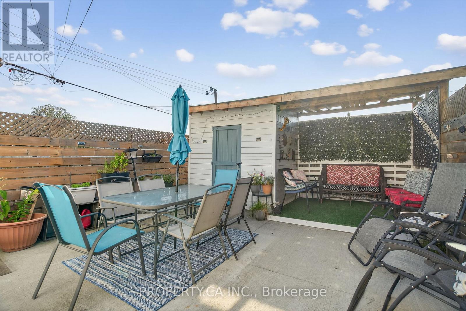 358 Mcroberts Avenue, Toronto (Caledonia-Fairbank), Ontario  M6E 4P9 - Photo 24 - W12402286
