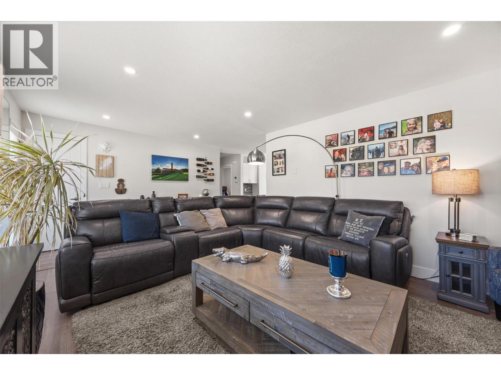1255 Rio Drive, Kelowna, British Columbia  V1V 1E2 - Photo 14 - 10359244