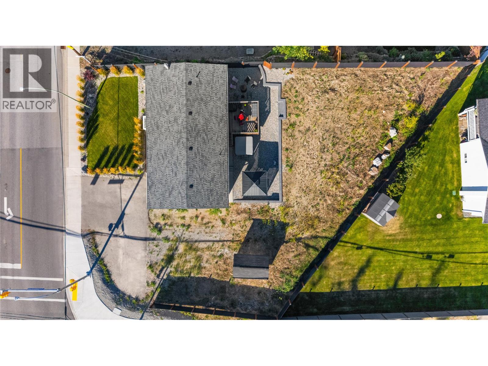 1255 Rio Drive, Kelowna, British Columbia  V1V 1E2 - Photo 9 - 10359244