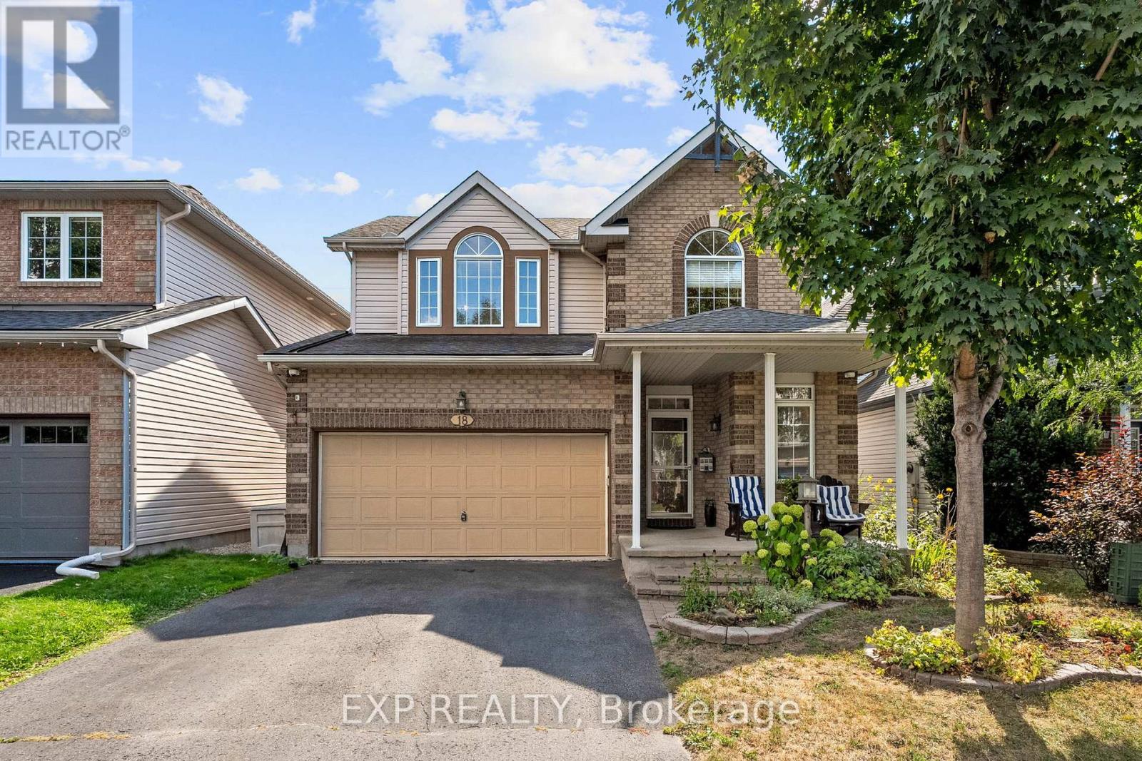 18 GOLDERS GREEN LANE, Ottawa, Ontario