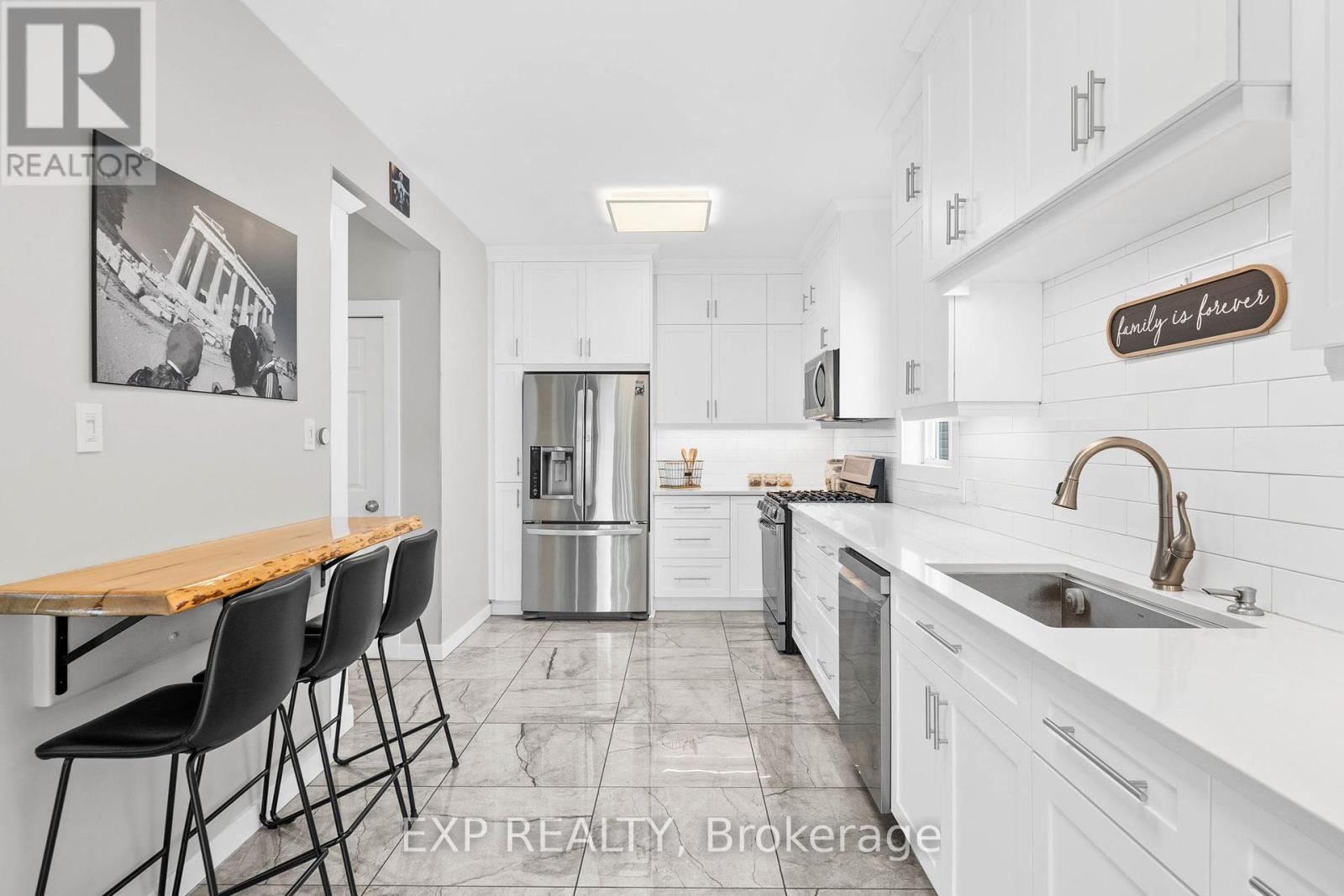 18 Golders Green Lane, Ottawa, Ontario  K2J 5C1 - Photo 18 - X12402294