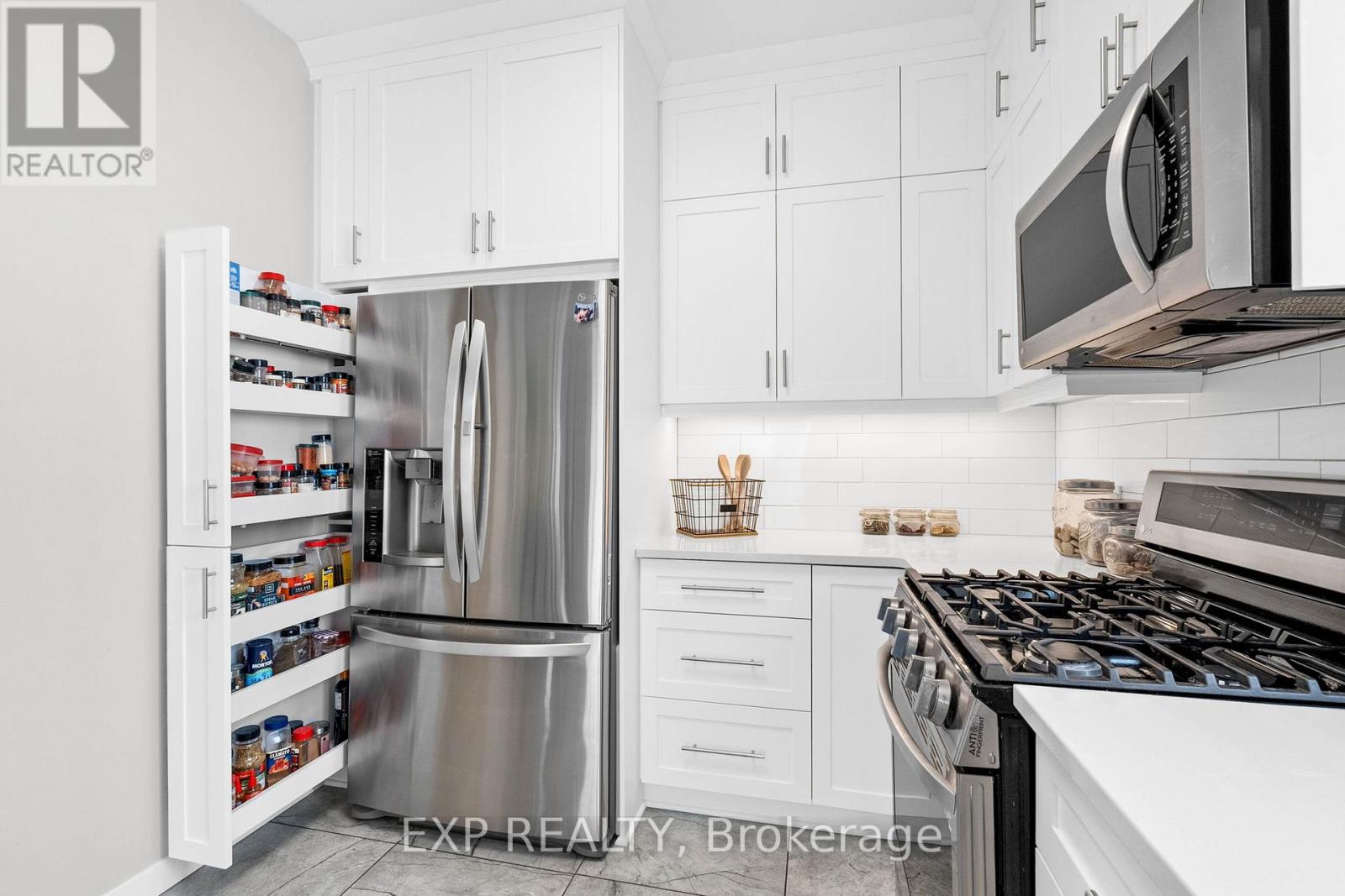 18 Golders Green Lane, Ottawa, Ontario  K2J 5C1 - Photo 22 - X12402294