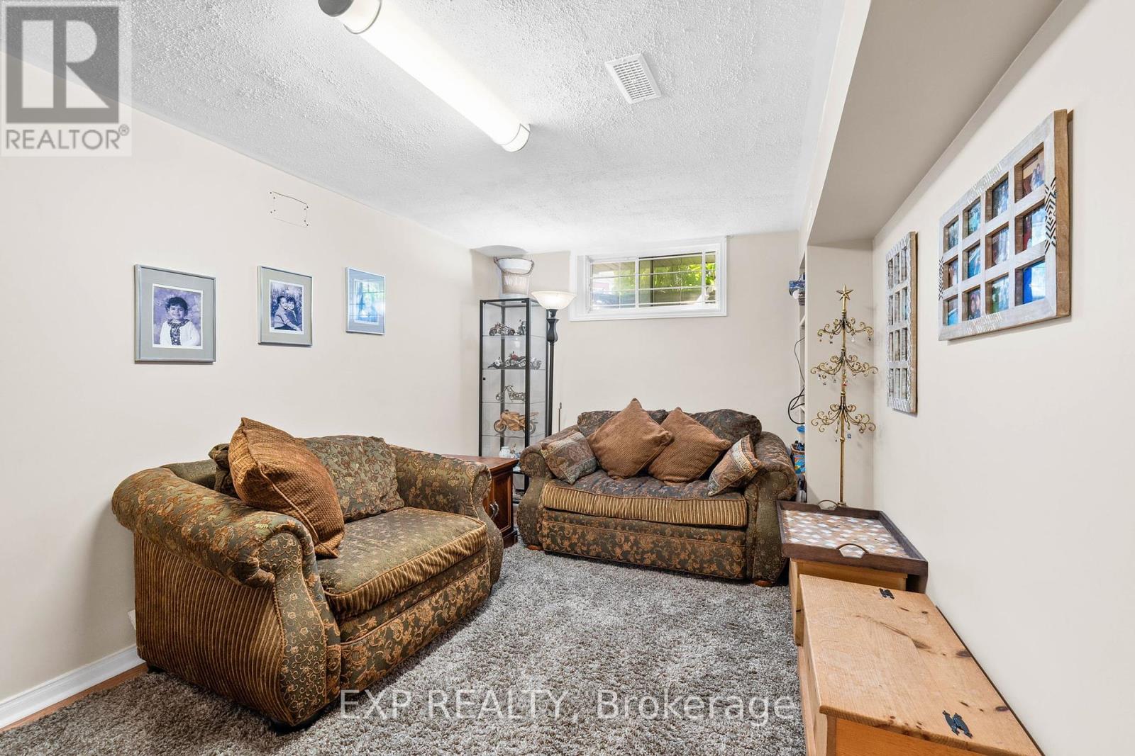 18 Golders Green Lane, Ottawa, Ontario  K2J 5C1 - Photo 36 - X12402294