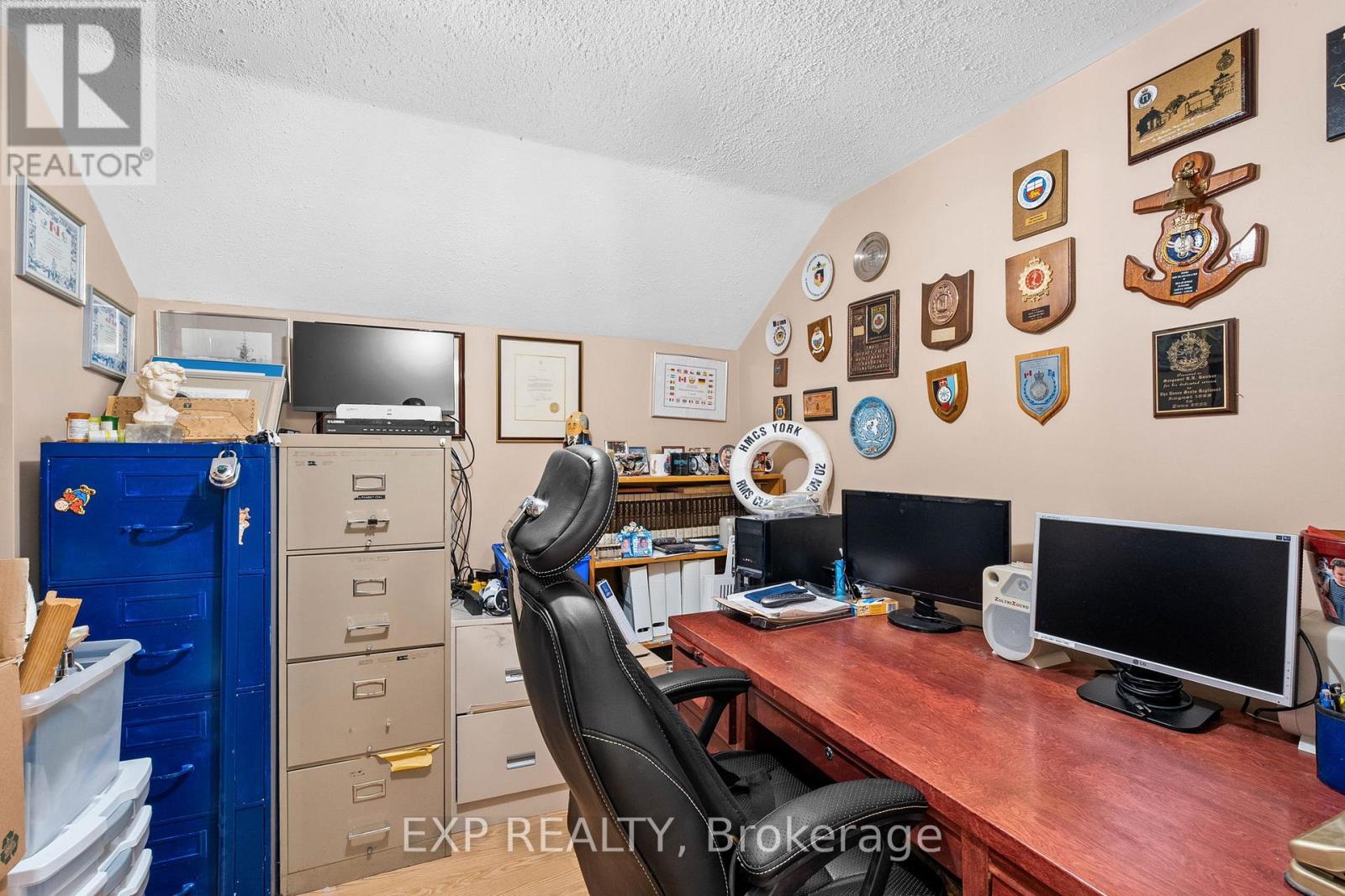 18 Golders Green Lane, Ottawa, Ontario  K2J 5C1 - Photo 38 - X12402294