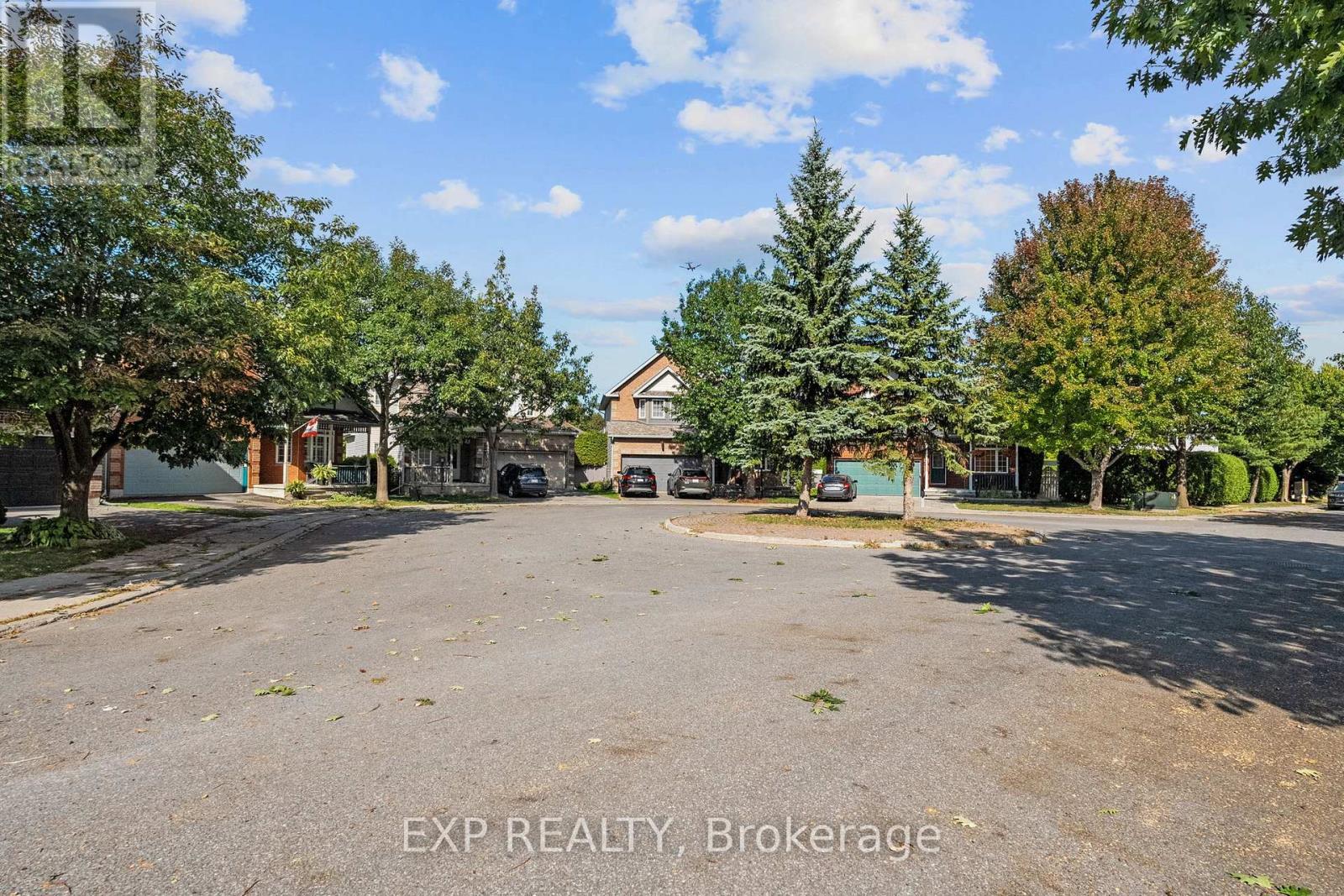 18 Golders Green Lane, Ottawa, Ontario  K2J 5C1 - Photo 44 - X12402294