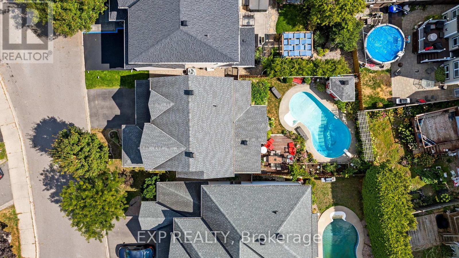 18 Golders Green Lane, Ottawa, Ontario  K2J 5C1 - Photo 45 - X12402294