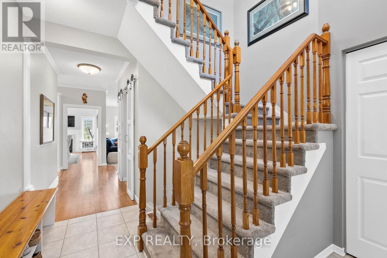 18 Golders Green Lane, Ottawa, Ontario  K2J 5C1 - Photo 5 - X12402294