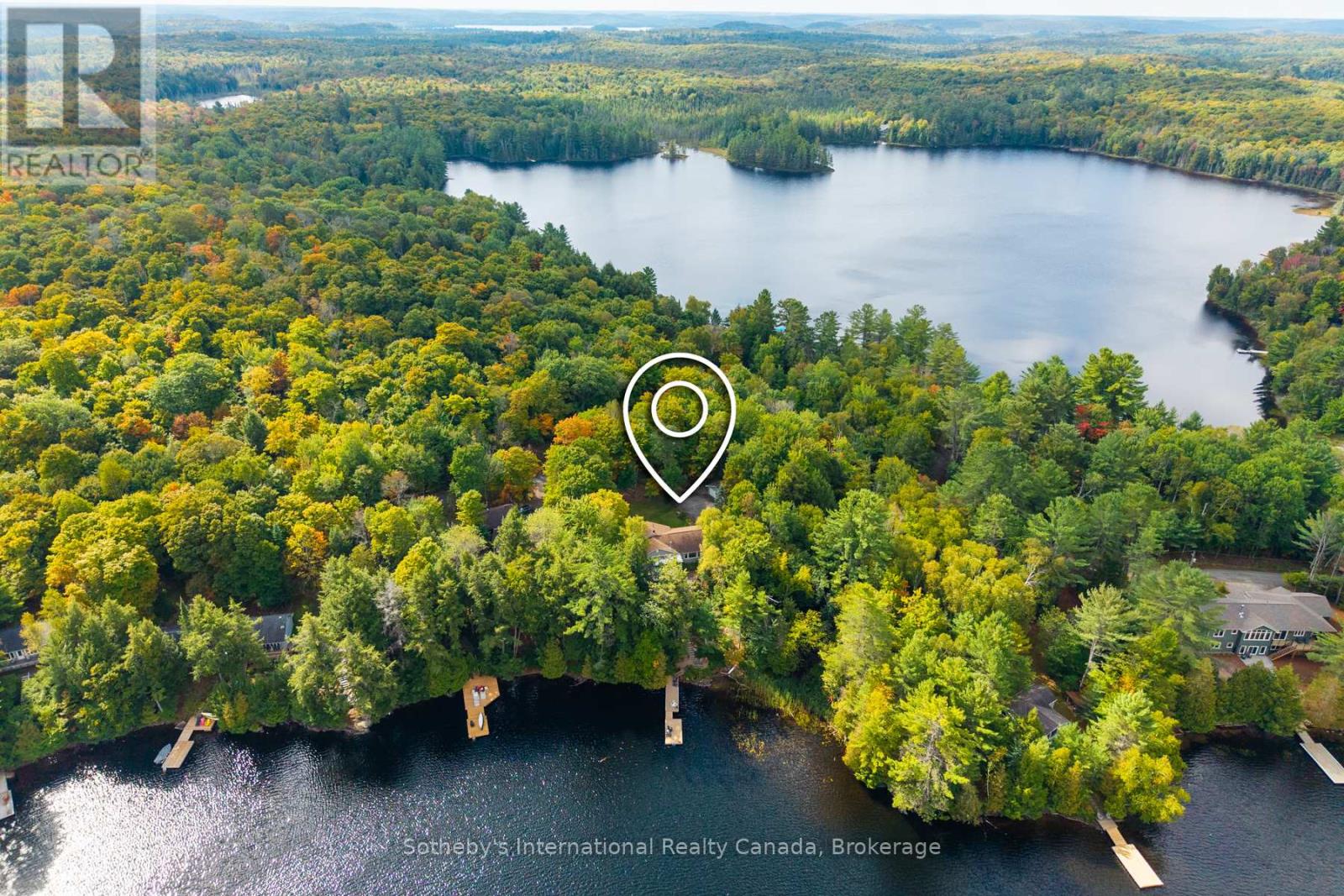 20 Fish Rock Road, Huntsville, Ontario  P1H 2N5 - Photo 2 - X12402066