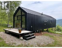 2715 3B Highway Rossland