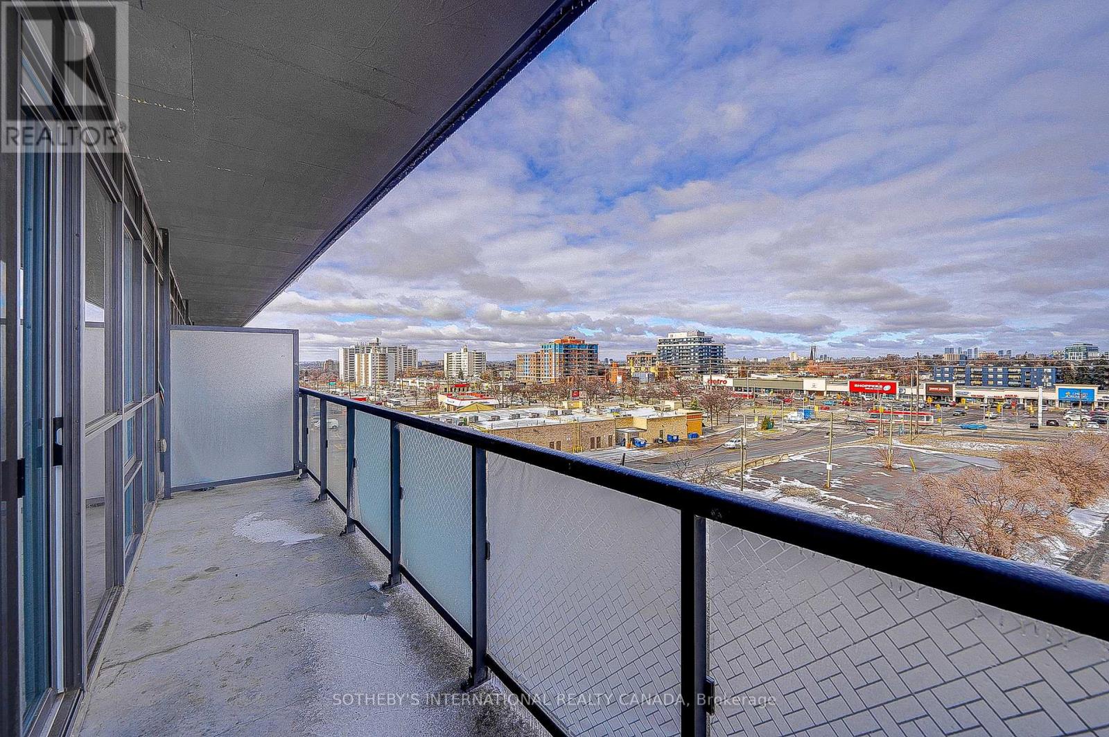 712 - 15 James Finlay Way, Toronto, Ontario  M3M 0B3 - Photo 21 - W12402295