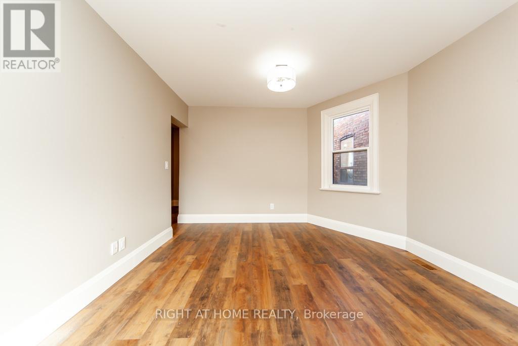 Upper - 3328 Dundas Street W, Toronto, Ontario  M6P 2A4 - Photo 17 - W12402309