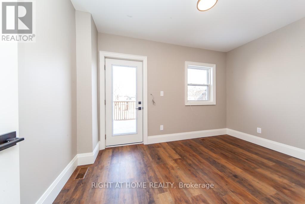 Upper - 3328 Dundas Street W, Toronto, Ontario  M6P 2A4 - Photo 22 - W12402309