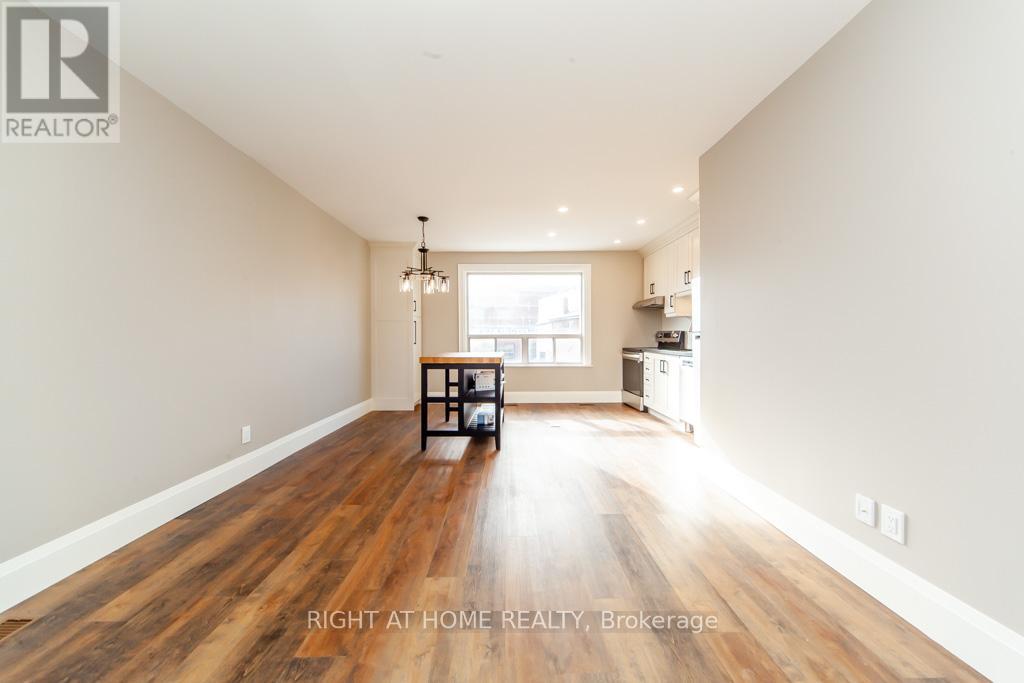 Upper - 3328 Dundas Street W, Toronto, Ontario  M6P 2A4 - Photo 8 - W12402309