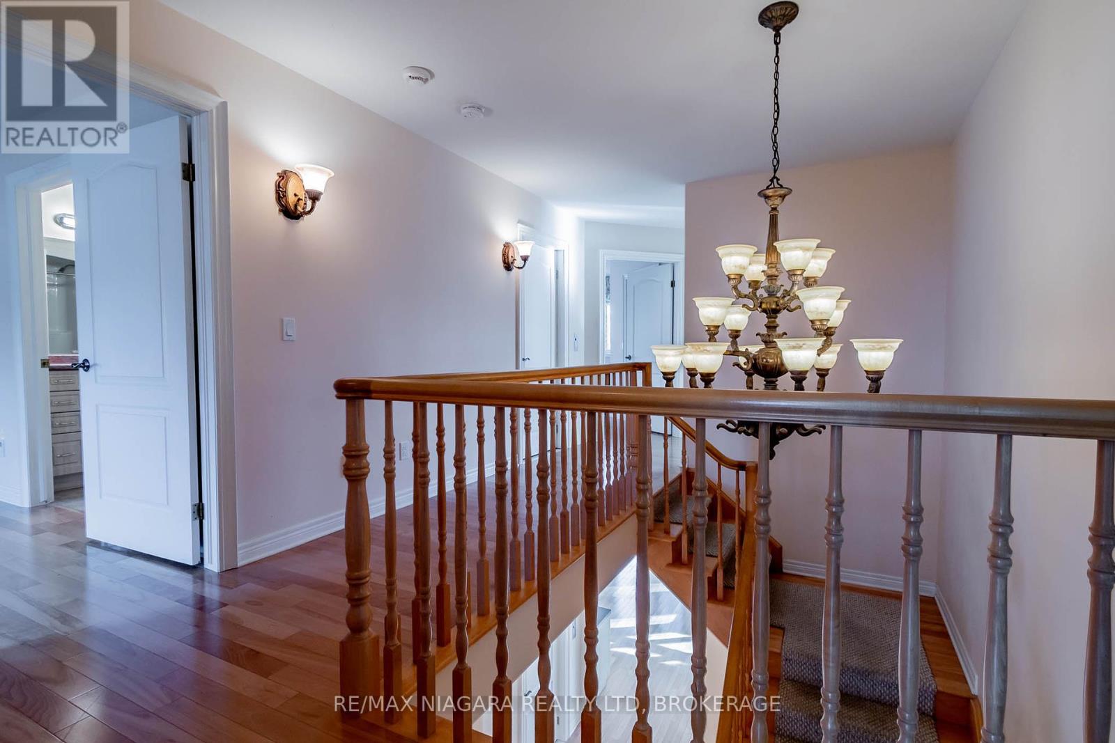 47 Sculler's Way, St. Catharines, Ontario  L2N 7S9 - Photo 11 - X12402321