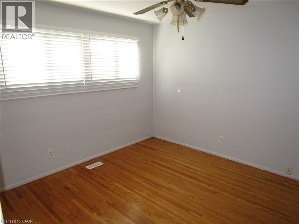 540 East 27th Street, Hamilton, Ontario  L8V 3H5 - Photo 5 - 40769551