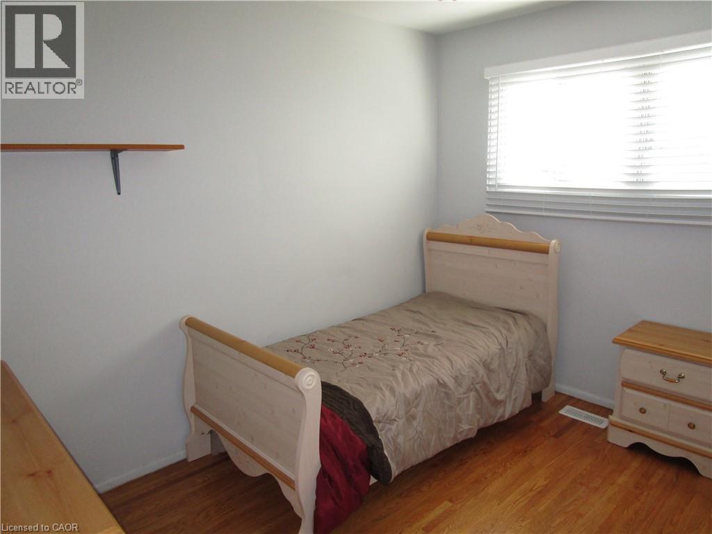 540 East 27th Street, Hamilton, Ontario  L8V 3H5 - Photo 6 - 40769551