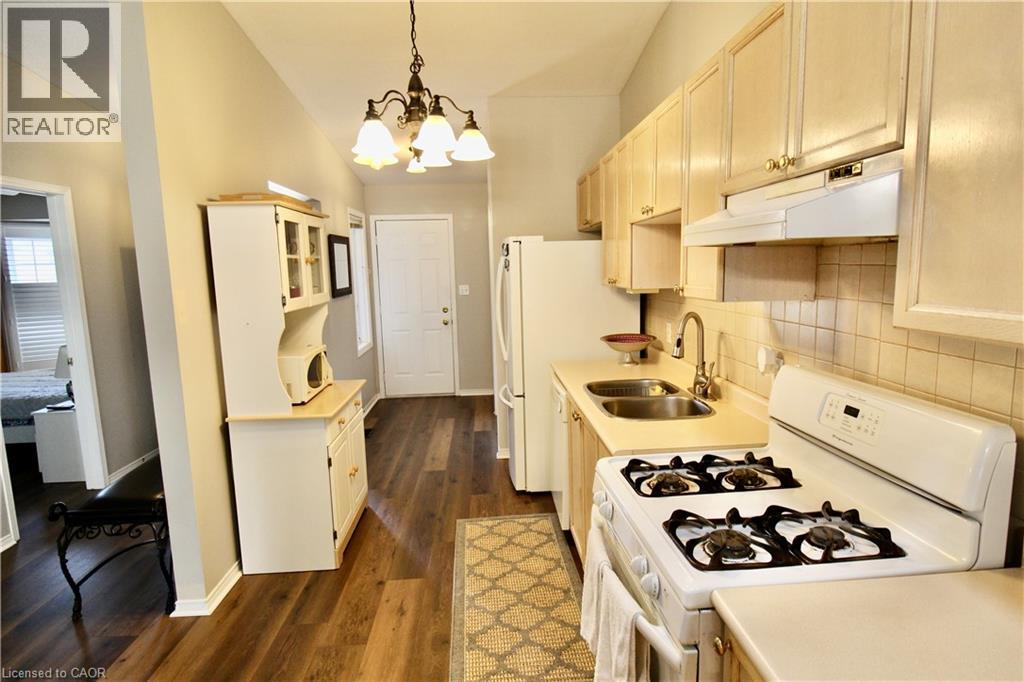 4451 Michael Avenue E, Beamsville, Ontario  L3J 0E2 - Photo 4 - 40769598